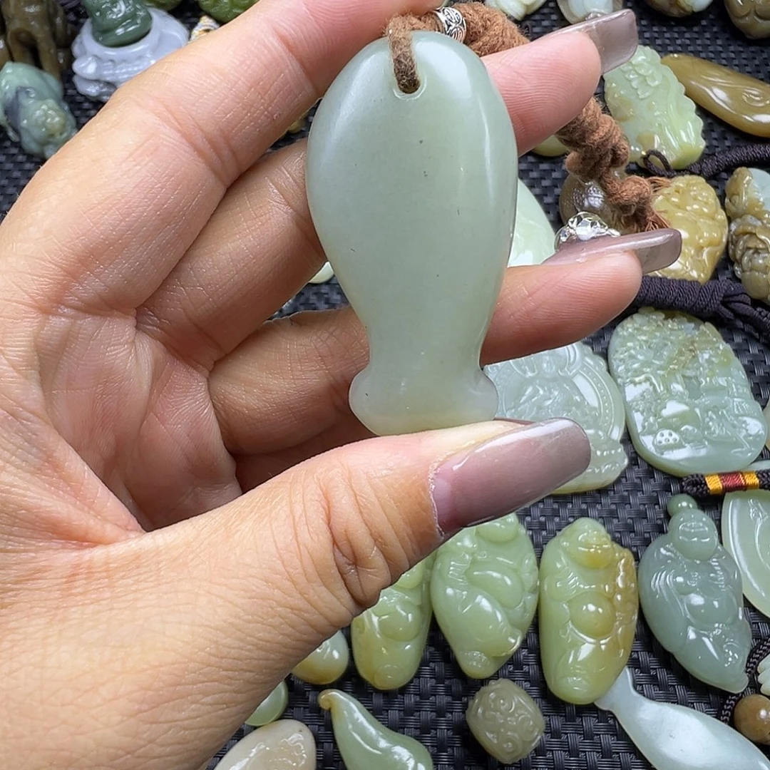 和田玉未镶嵌吊坠(不含链)福利漏，不退不换