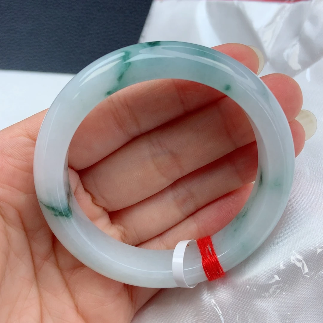 未镶嵌手镯翡翠52圈