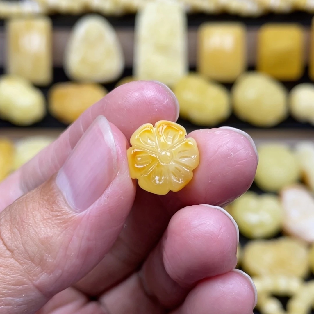 琥珀未镶嵌裸石琥珀蜜蜡