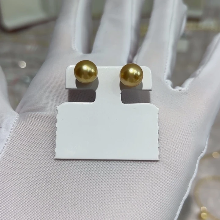 海水珍珠耳饰18K金镶嵌