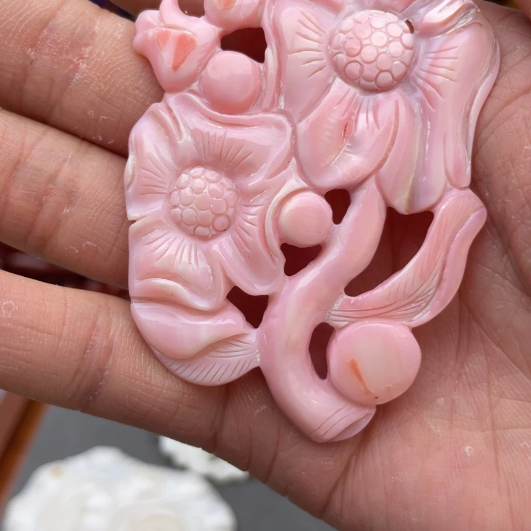 玛瑙/玉髓未镶嵌珠宝奇石粉贝贝花1颗