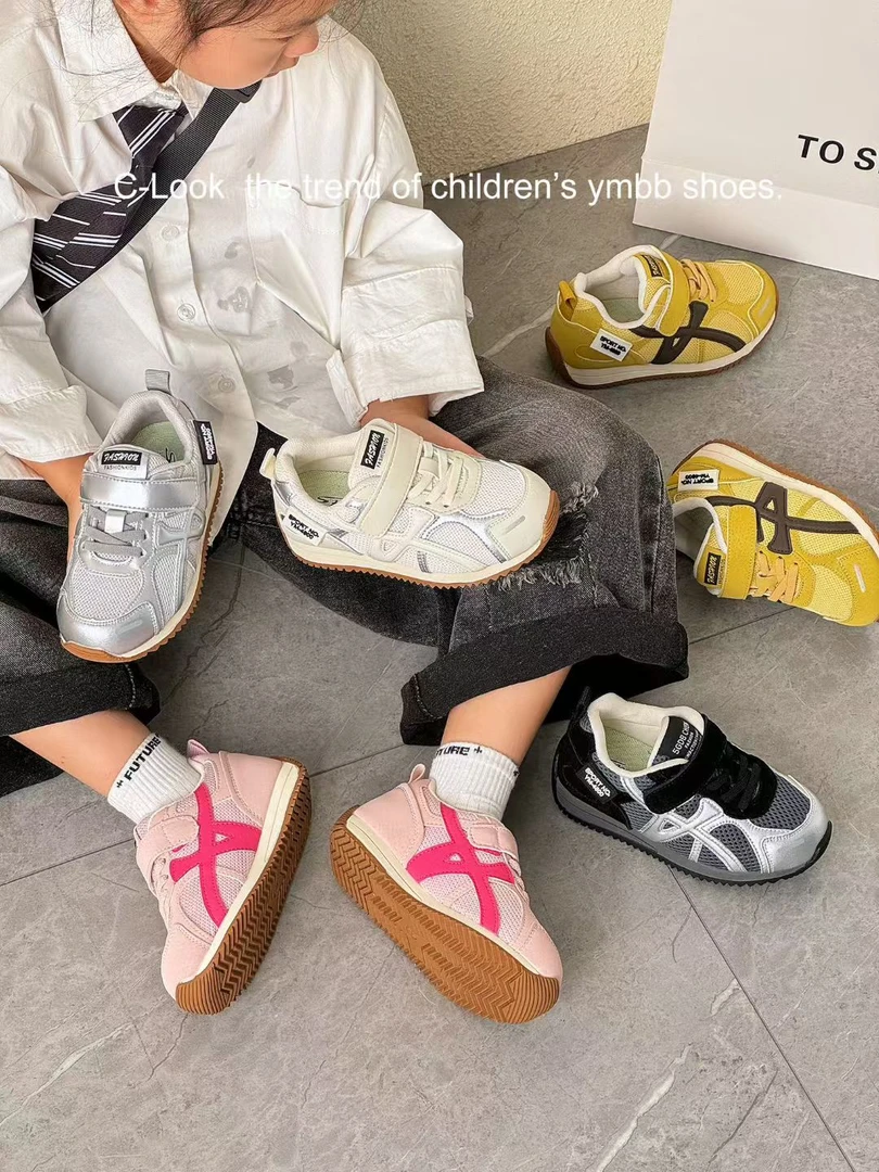 女童运动鞋2025秋季新款男童透气网面跑步鞋儿童阿甘鞋软底防滑