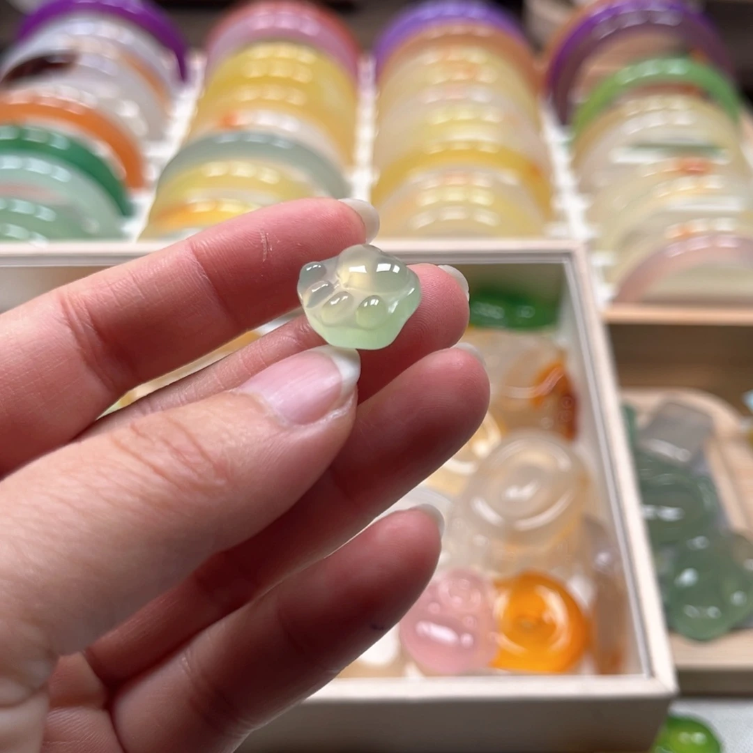 玛瑙/玉髓手镯未镶嵌王*菠2