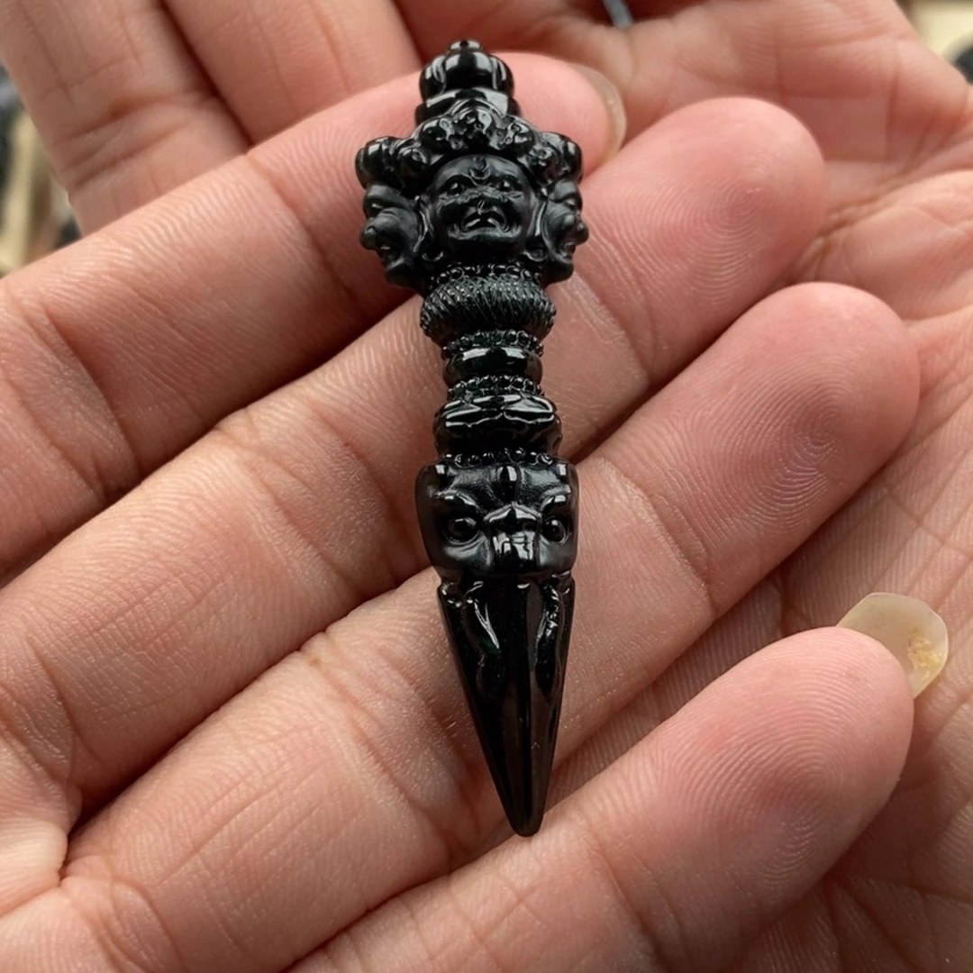 颈饰未镶嵌翡翠金刚杵