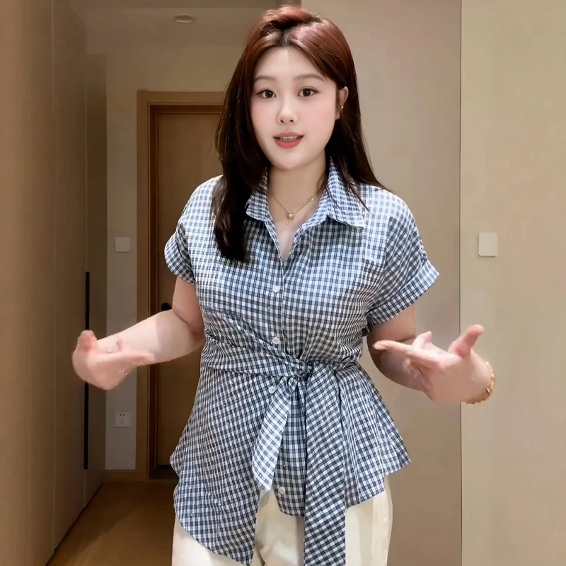 大码女装设计感蓝色格子短袖衬衫夏季胖mm绑带掐腰巨显瘦上衣