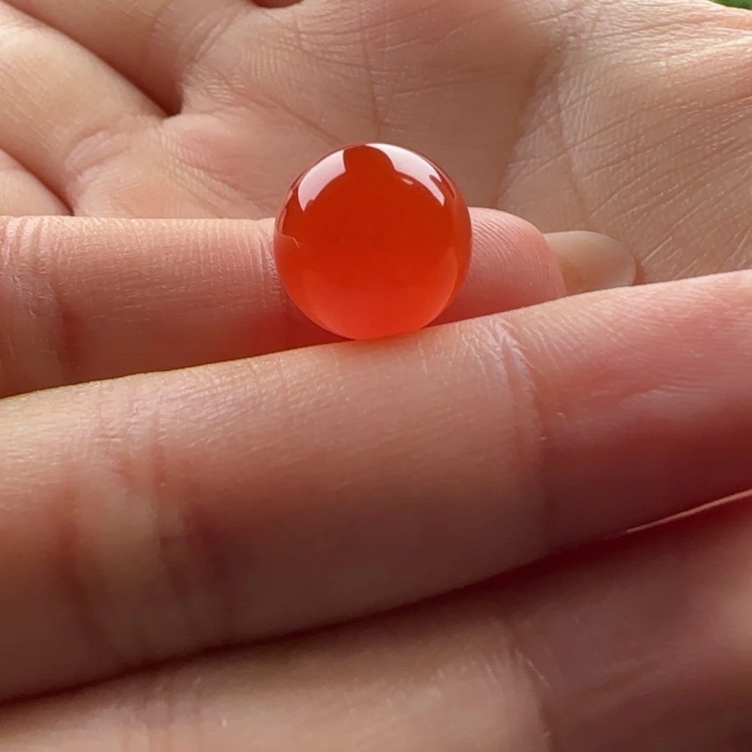 南红玛瑙未镶嵌圆珠11.8