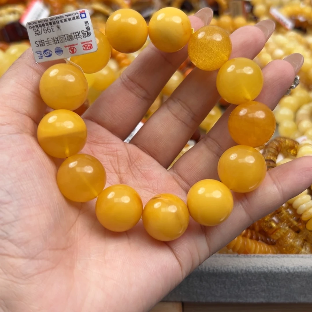 未镶嵌琥珀珠宝奇石