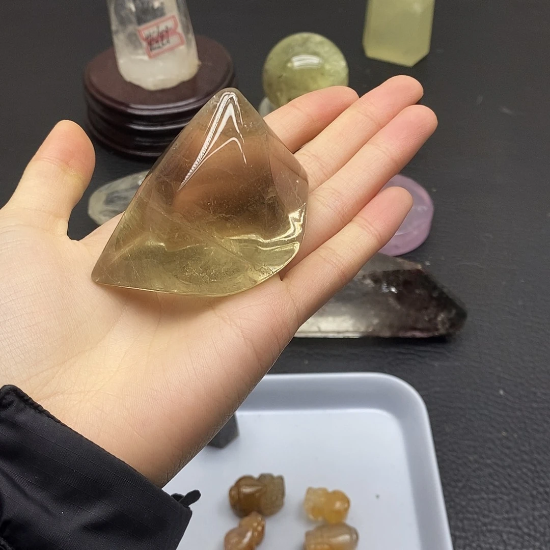 水晶未镶嵌珠宝半成品191水晶石