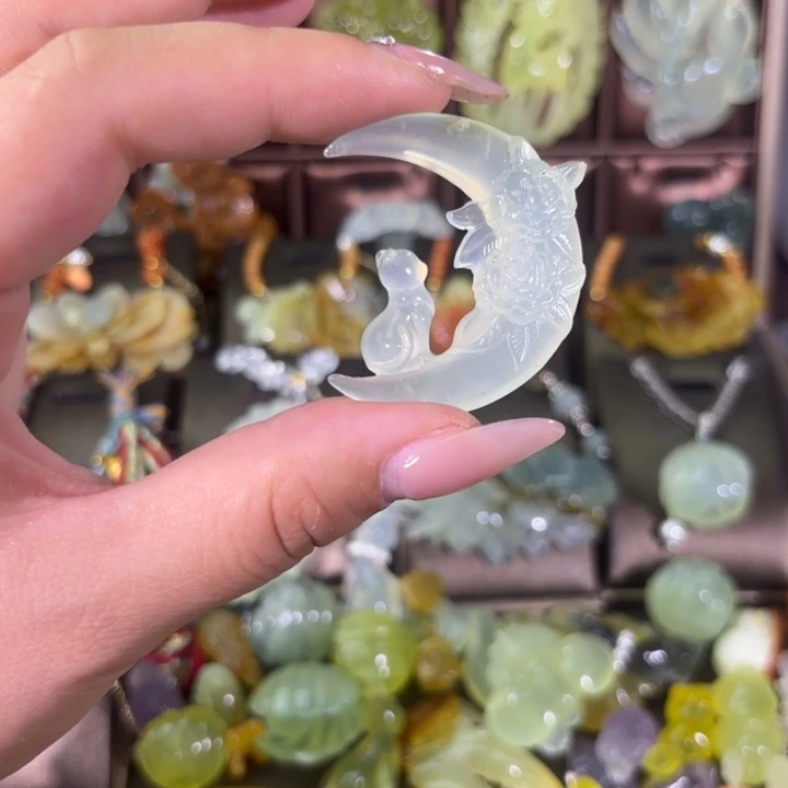 蛇纹石玉合金颈饰
