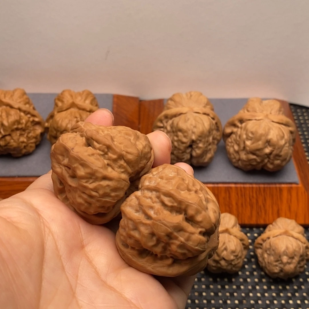 机***)文玩核桃把件全品边40左右