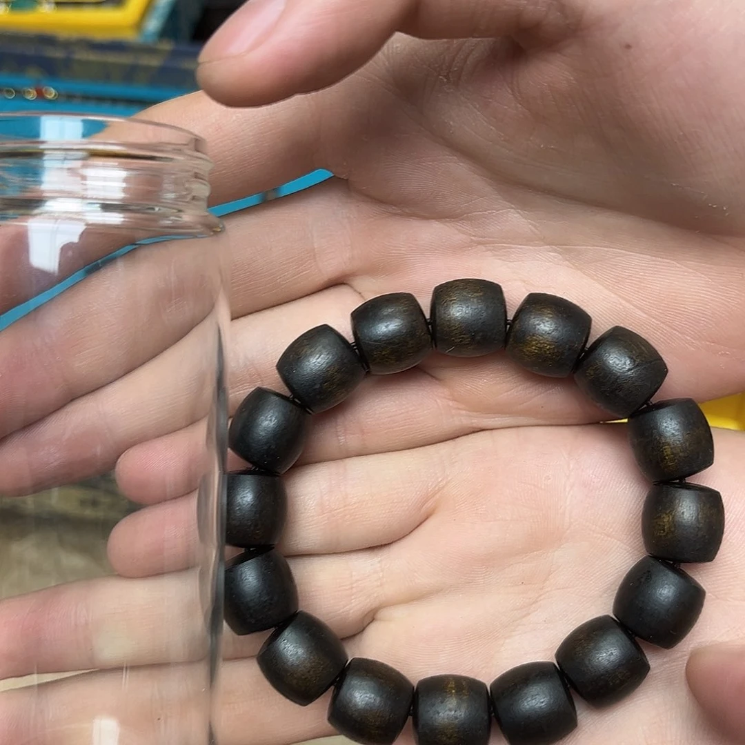 大叶紫檀（黑酸枝木类）