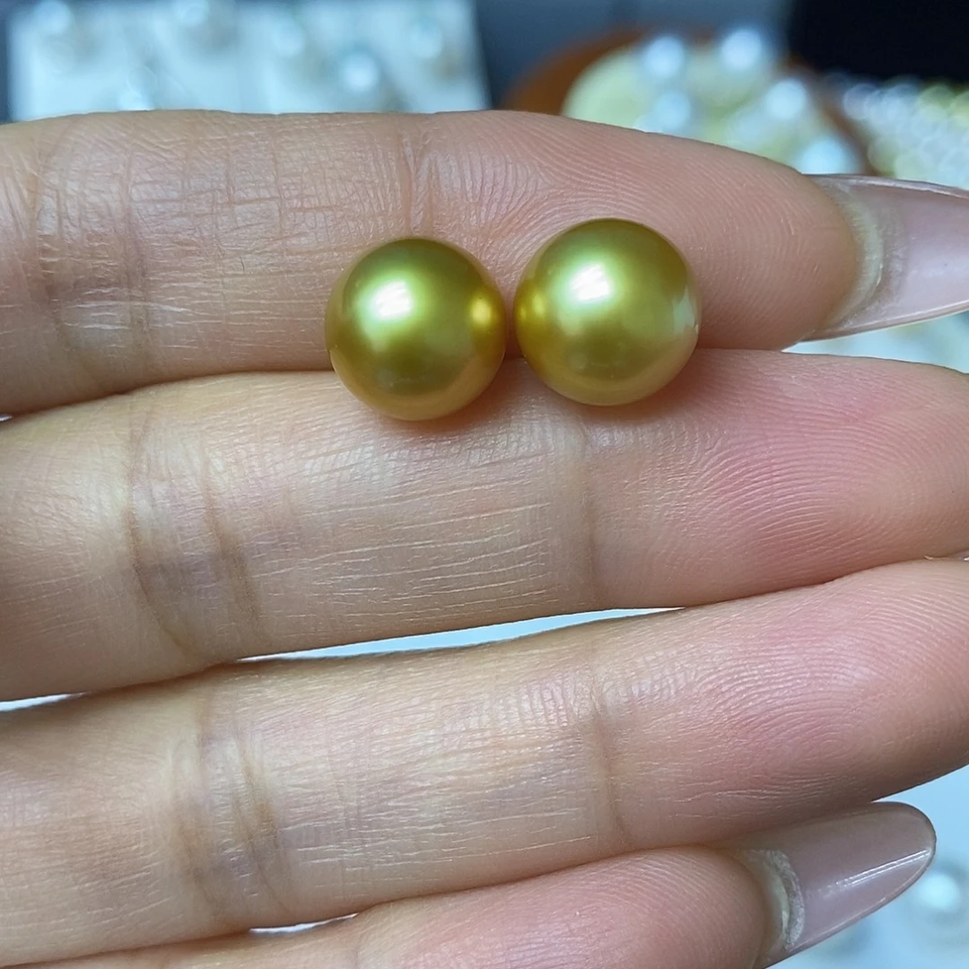18K金镶嵌耳饰海水珍珠金珠