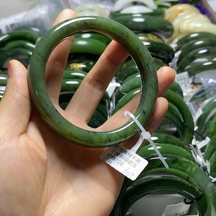 和田玉（碧玉）手镯未镶嵌正圈60