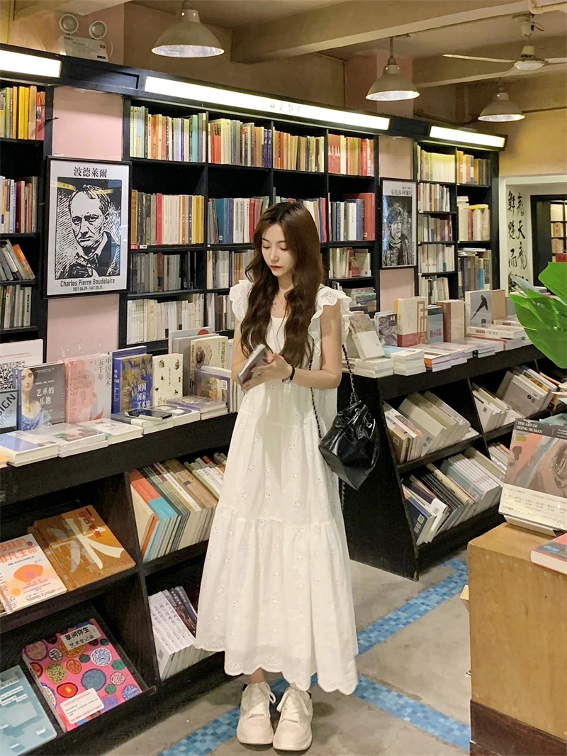 夏季新款大码女装胖mm小飞袖白色连衣裙甜美初恋系宽松过膝长裙子