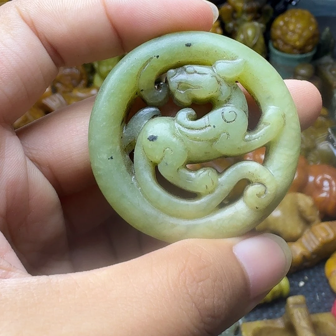 白玉菩提吊坠。。。