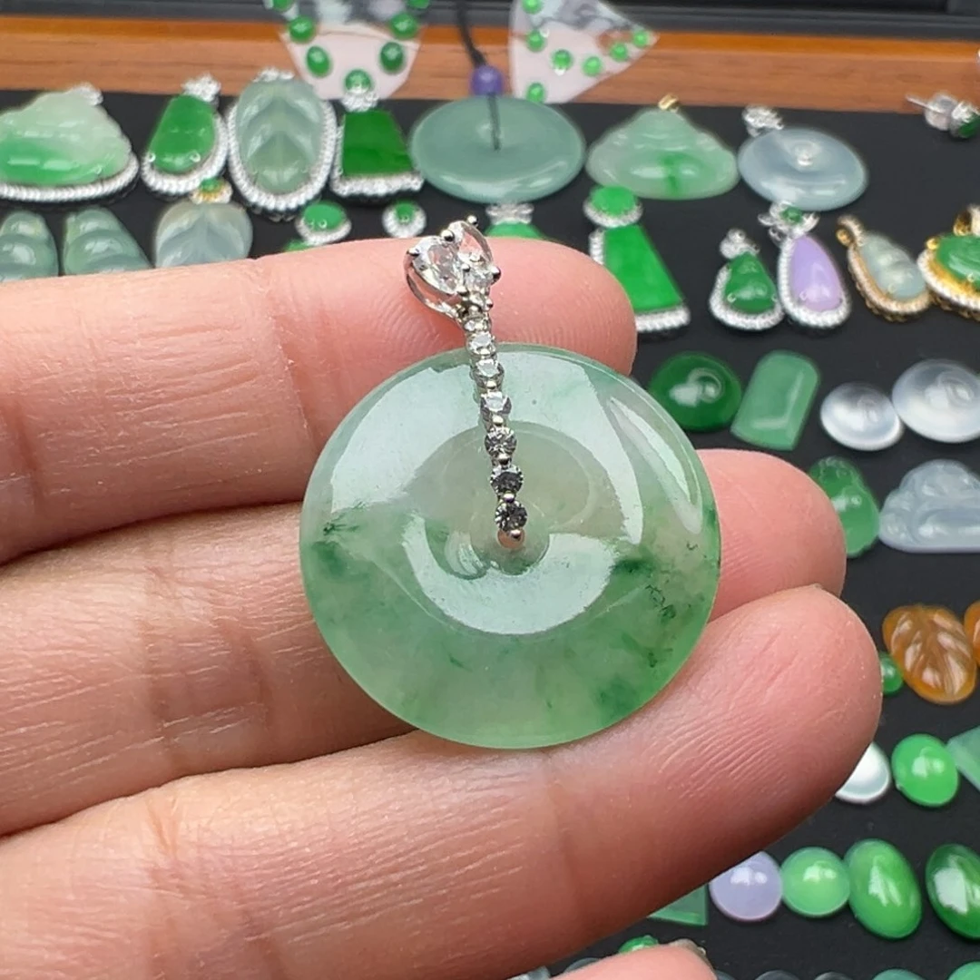 翡翠颈饰18K金镶嵌扣29