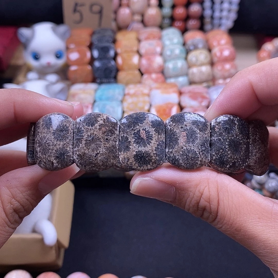 硅化珊瑚（珊瑚玉）手牌未镶嵌9