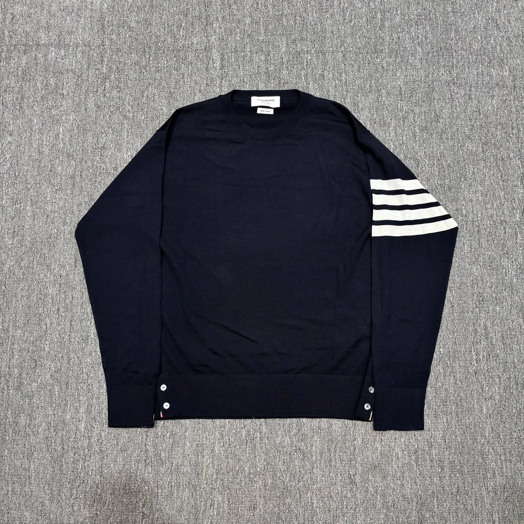 全新未使用 THOMBROWNE 经典羊绒圆领卫衣/5码