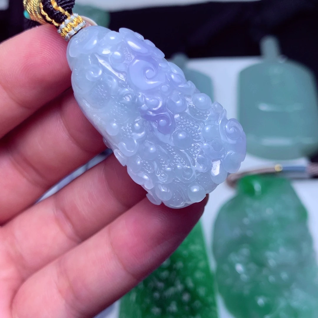 翡翠未镶嵌颈饰天然A货翡翠