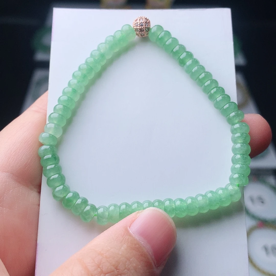 翡翠未镶嵌手链翡翠