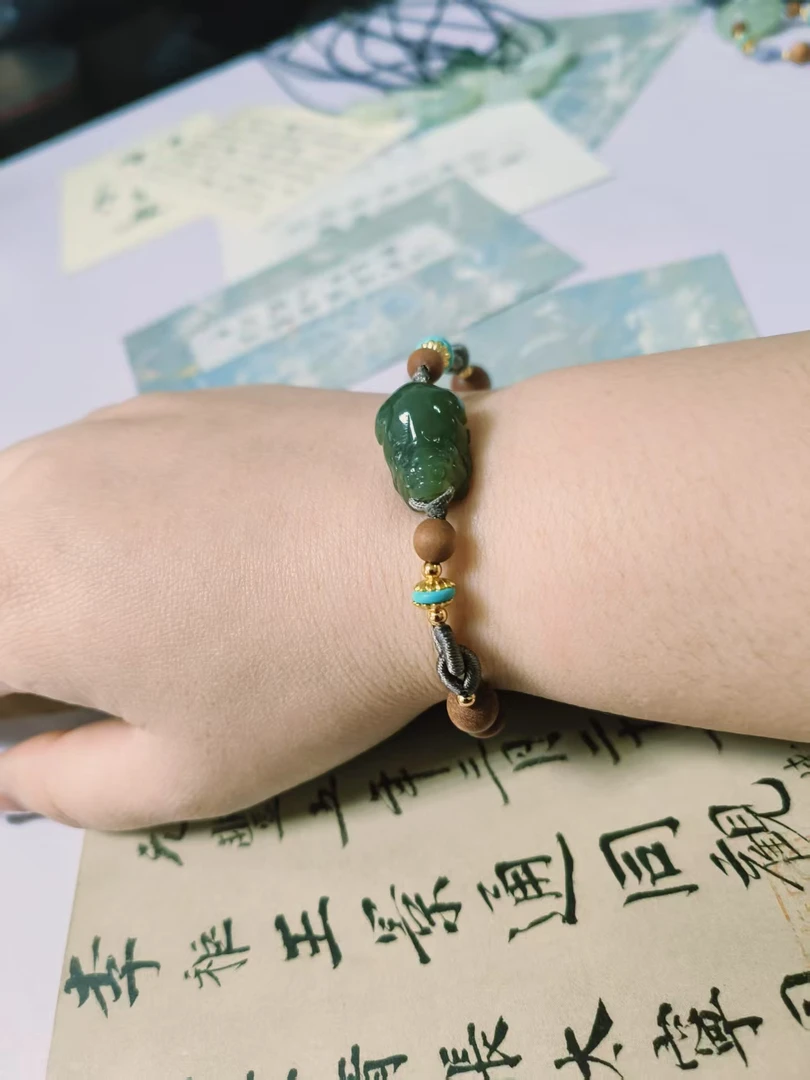 小瑜甄选【开年福利】和田玉貔貅手牌