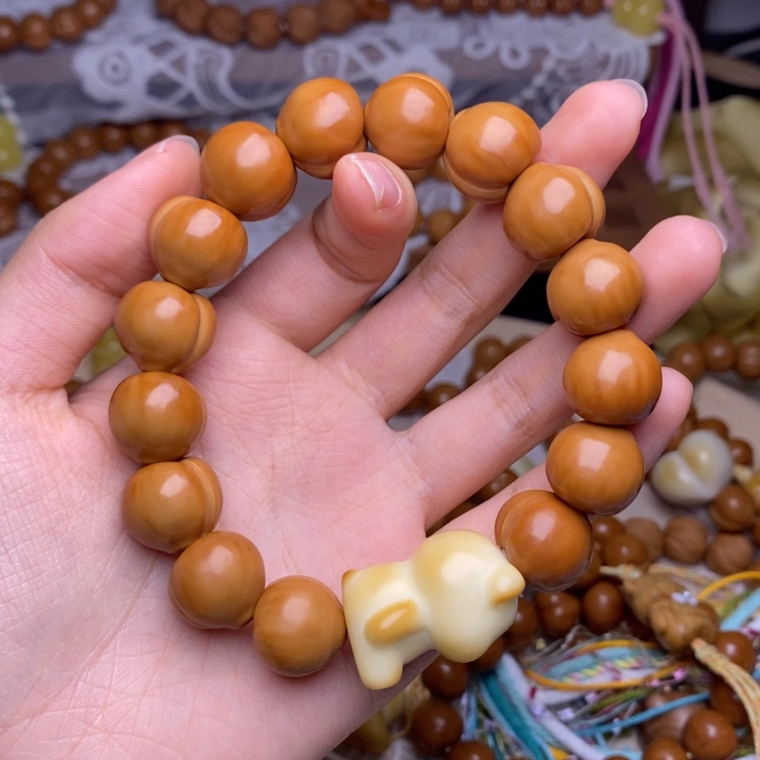 猴头核桃吊坠手串 小熊