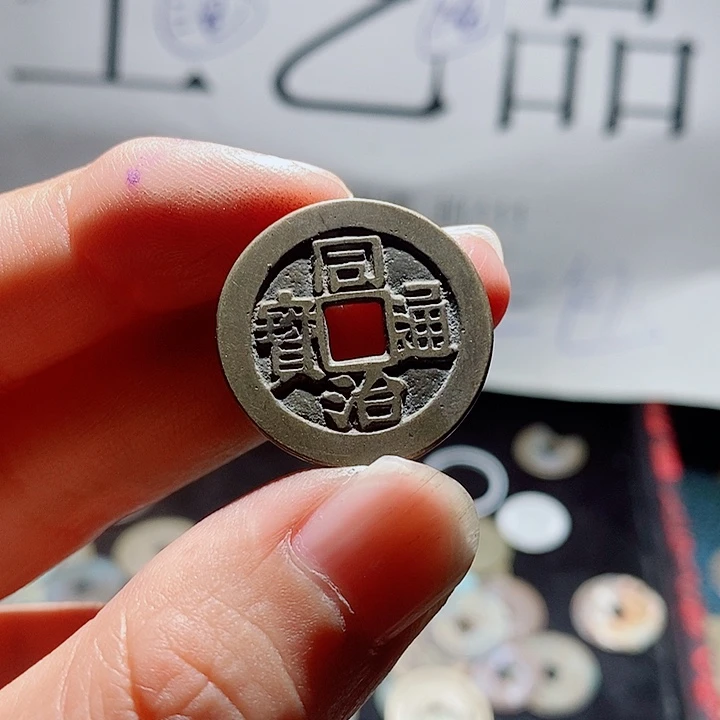 俊***蜓小陈小陈  手机挂件工艺品  090
