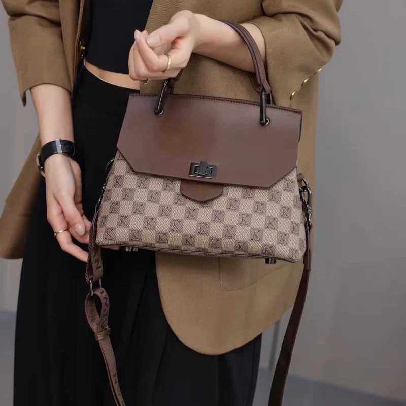 【艾薇思曼】2025新款气质经典邮差包时尚通勤单肩斜跨包女士手提包