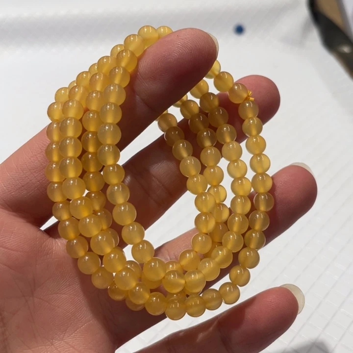 石英质玉（黄龙玉）未镶嵌颈饰