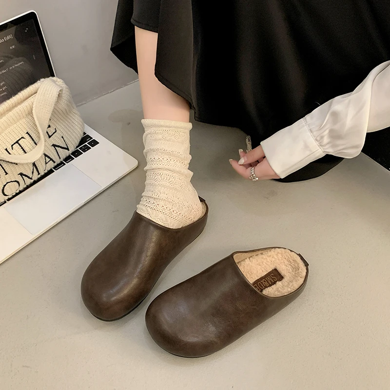 黑色勃肯皮拖鞋女外穿加绒一脚蹬秋冬季2025新款棉法式包头半拖鞋