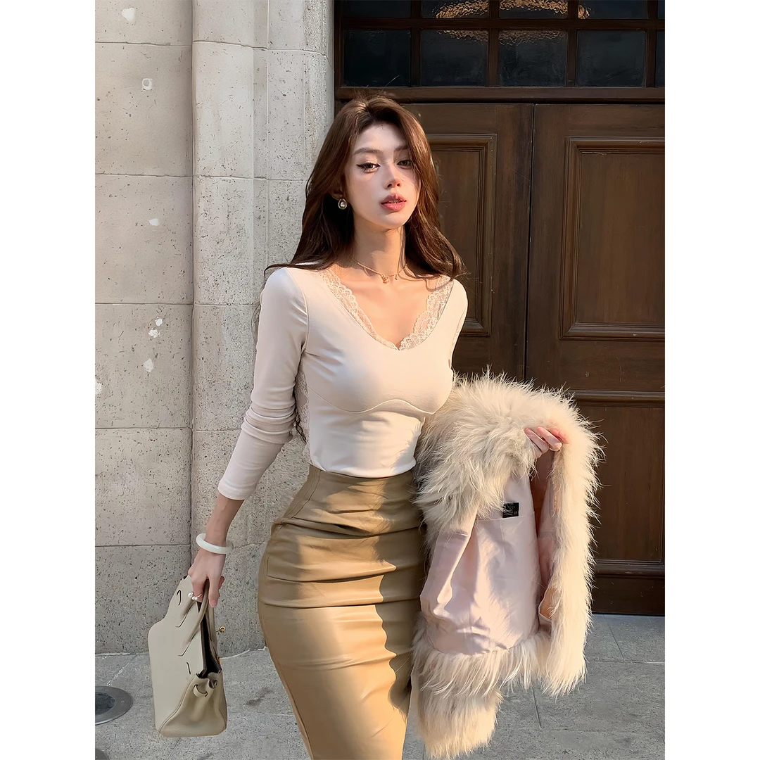 法式长袖V领蕾丝拼接露背上衣女秋冬新款修身显瘦气质半身裙套装