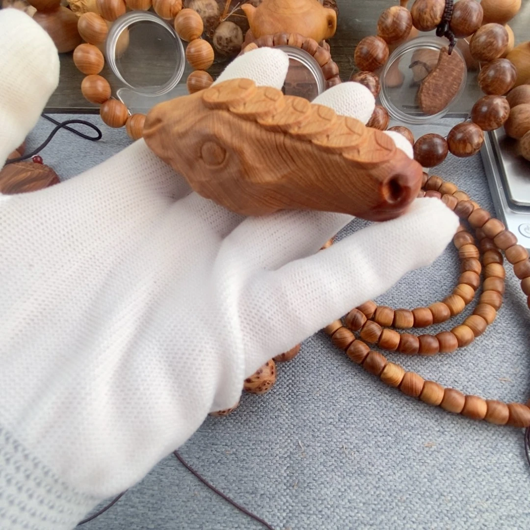 柏木（崖柏）无事牌手把件马头