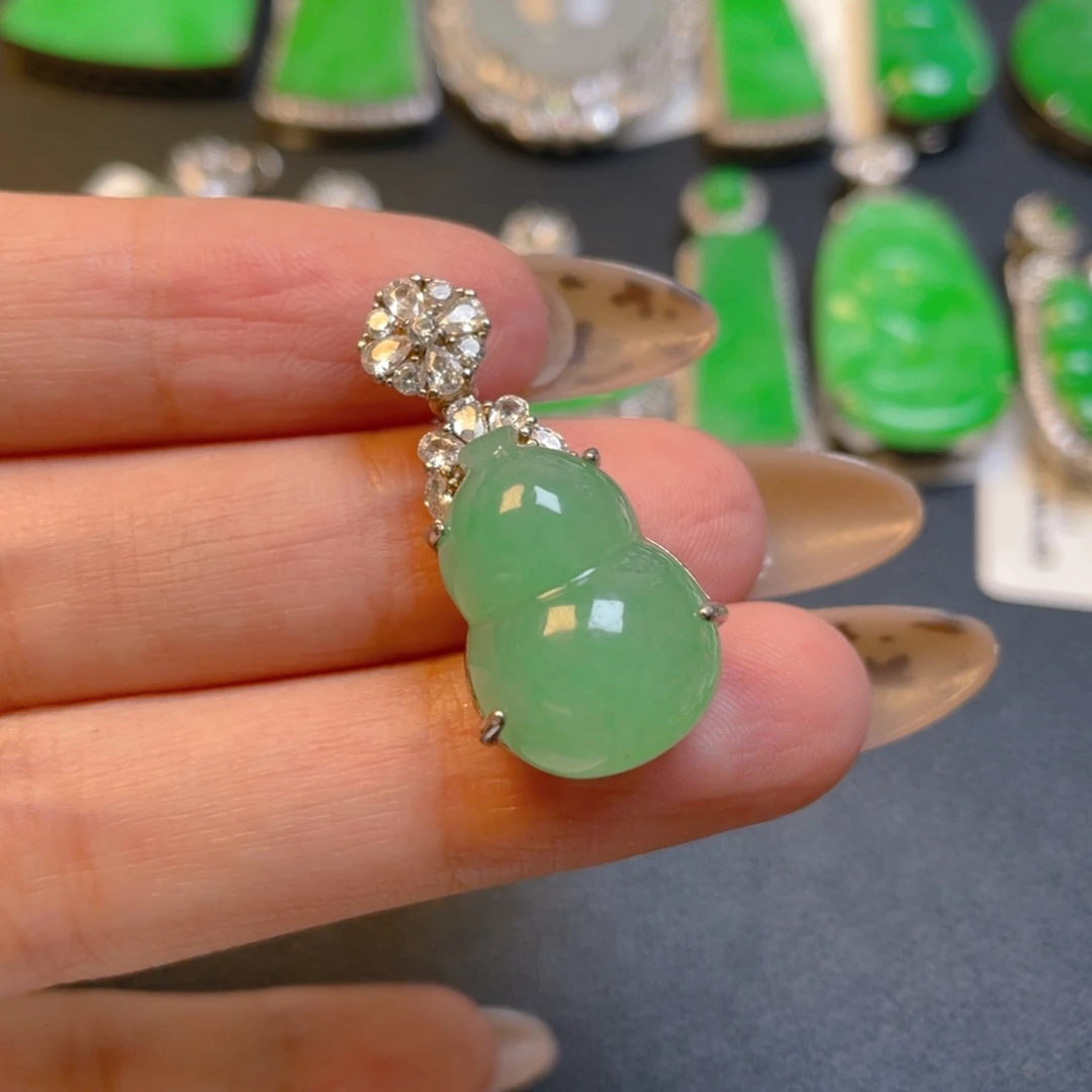 翡翠银S925镶嵌颈饰