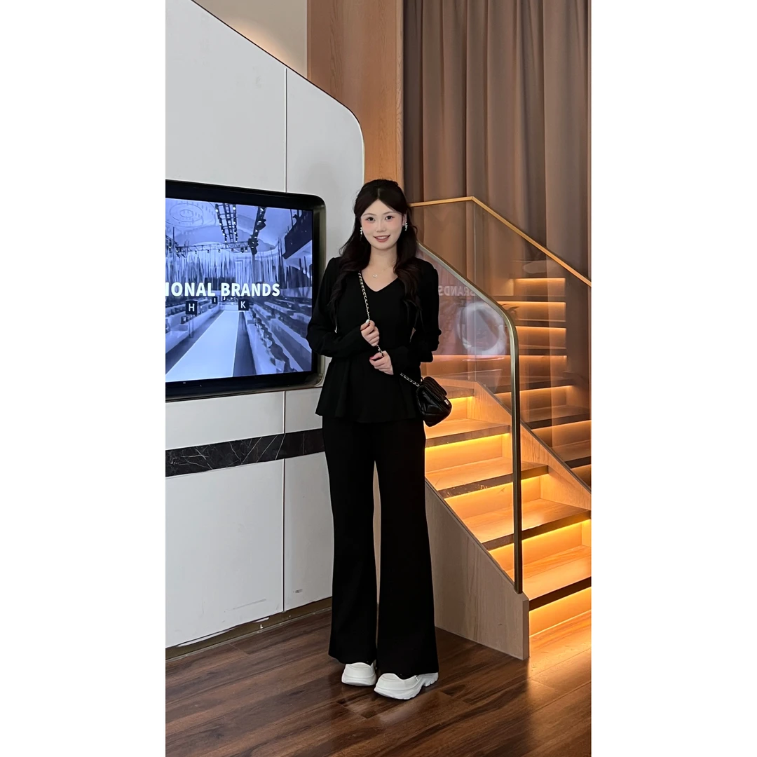 周周微胖定制~【黑巧可可】秋季新款时尚修身遮肉休闲上衣+长裤套装