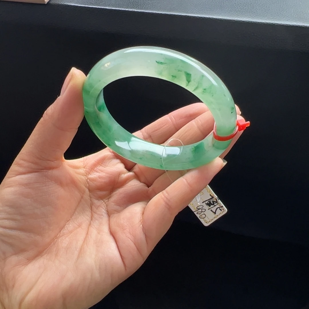 石英质玉未镶嵌手镯非洲翠5758