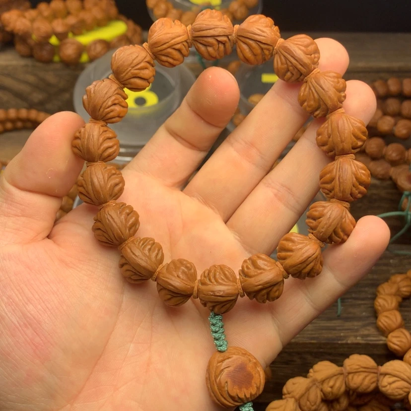 【闪购商品】桃核吊坠痛***着16红魔爆肚