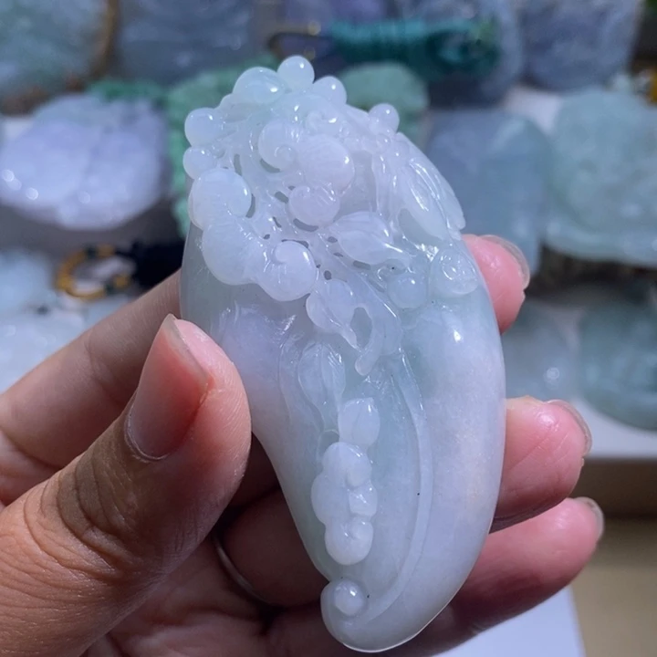 【闪购商品】颈饰未镶嵌翡翠叶子