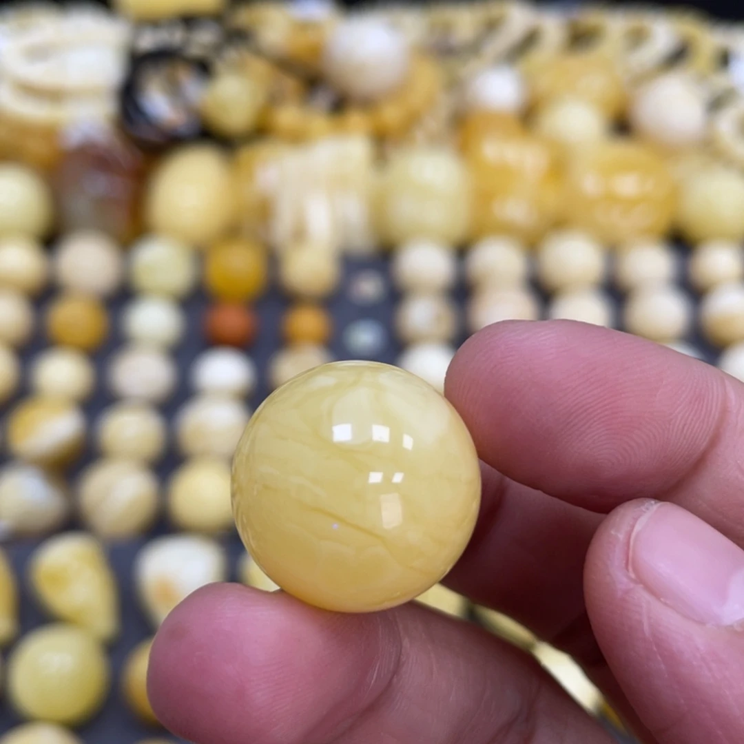 琥珀未镶嵌裸石19.4mm