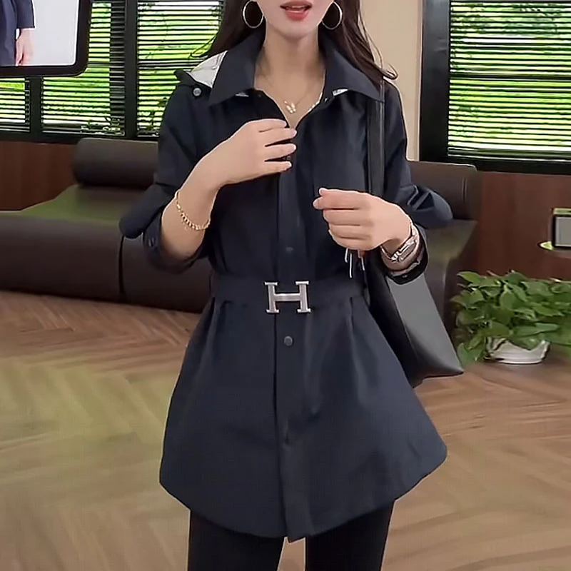 老钱高质感藏蓝色连帽冲锋衣外套女2025春秋季新款防风夹克衫上衣