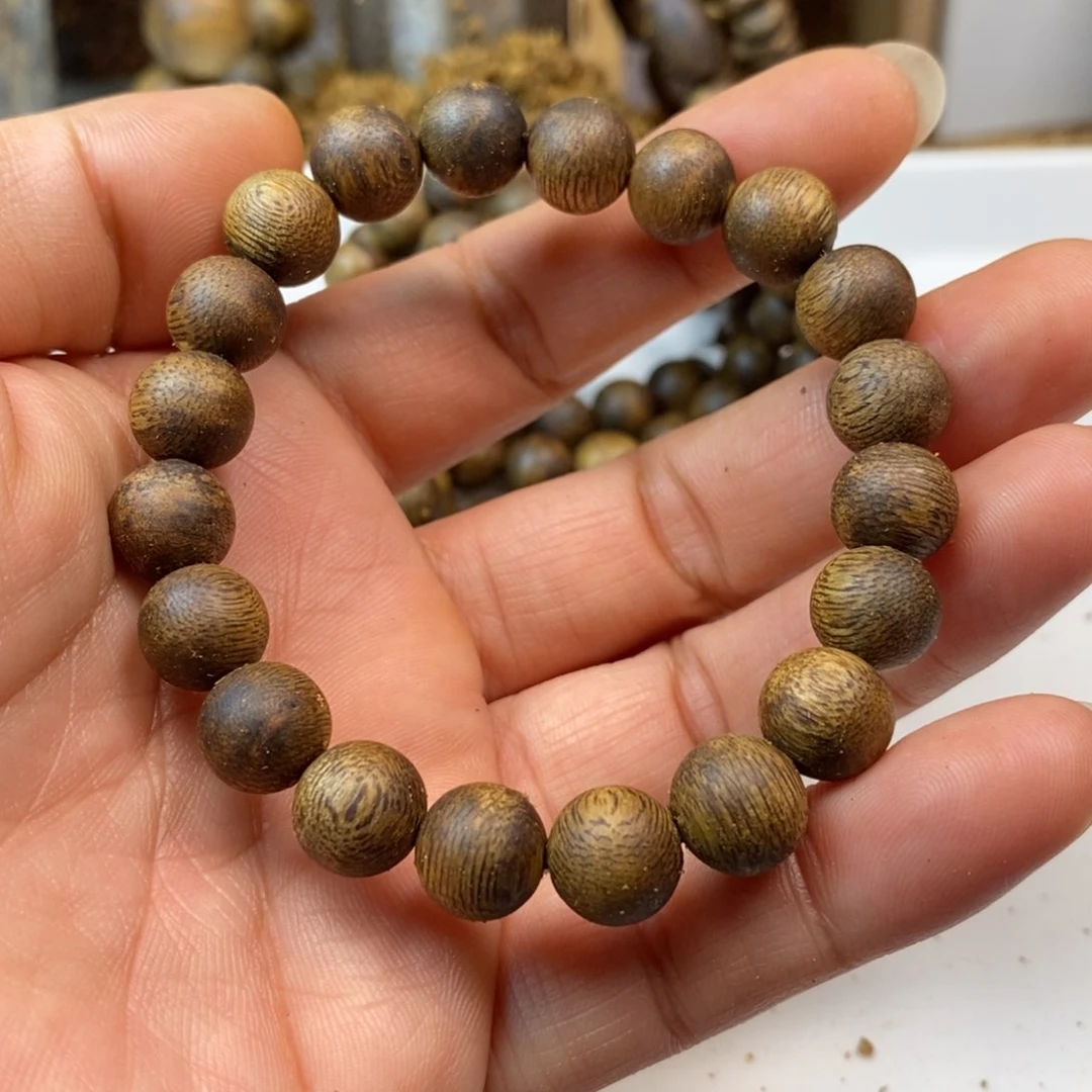 沉香手串绿棋楠规格1.0-7多样性发货