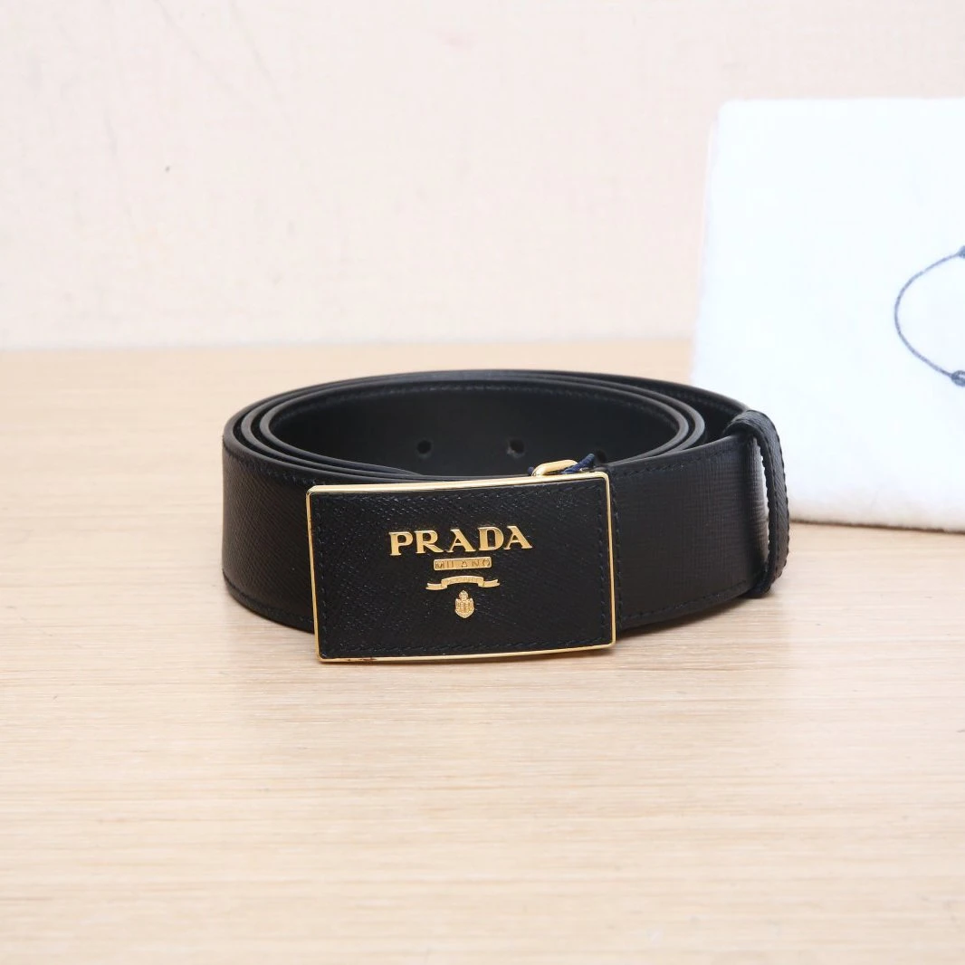 99新 Prada/普拉达 85cm平滑扣 皮带 P254000076