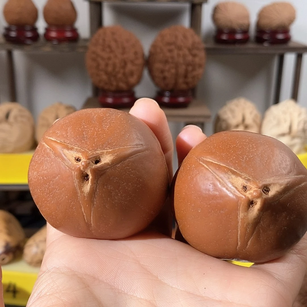 文玩核桃把件橄榄50瑕不退不换