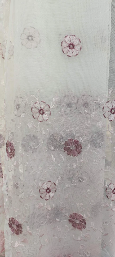 0022紫色圆花梦幻成品纱（不送挂钩）