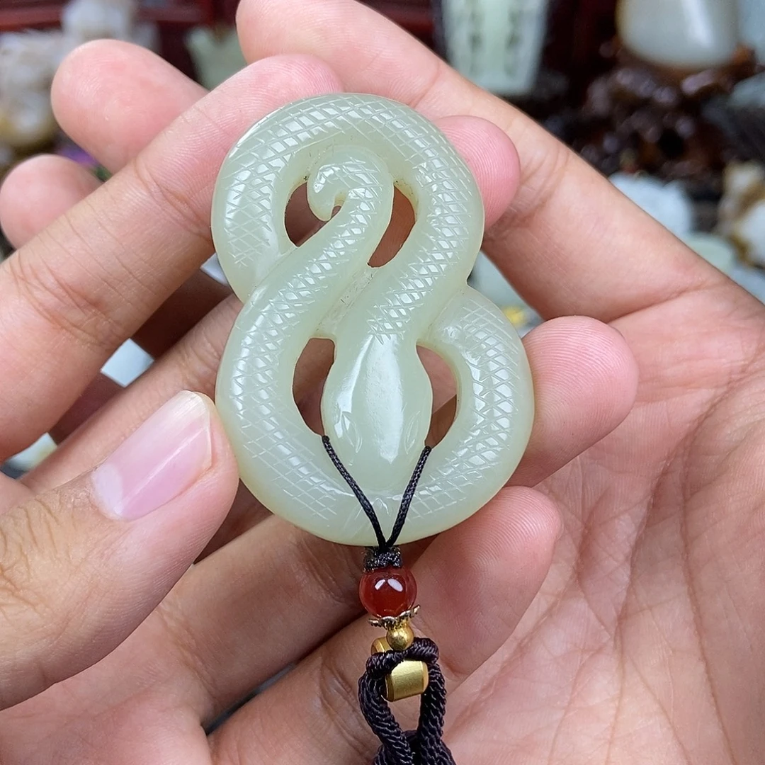 和田玉未镶嵌挂件