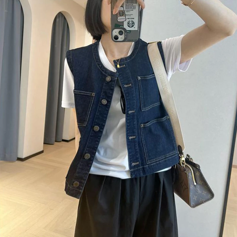 2025新款复古牛仔马甲叠穿百搭无袖背心外套设计感别致显瘦上衣女