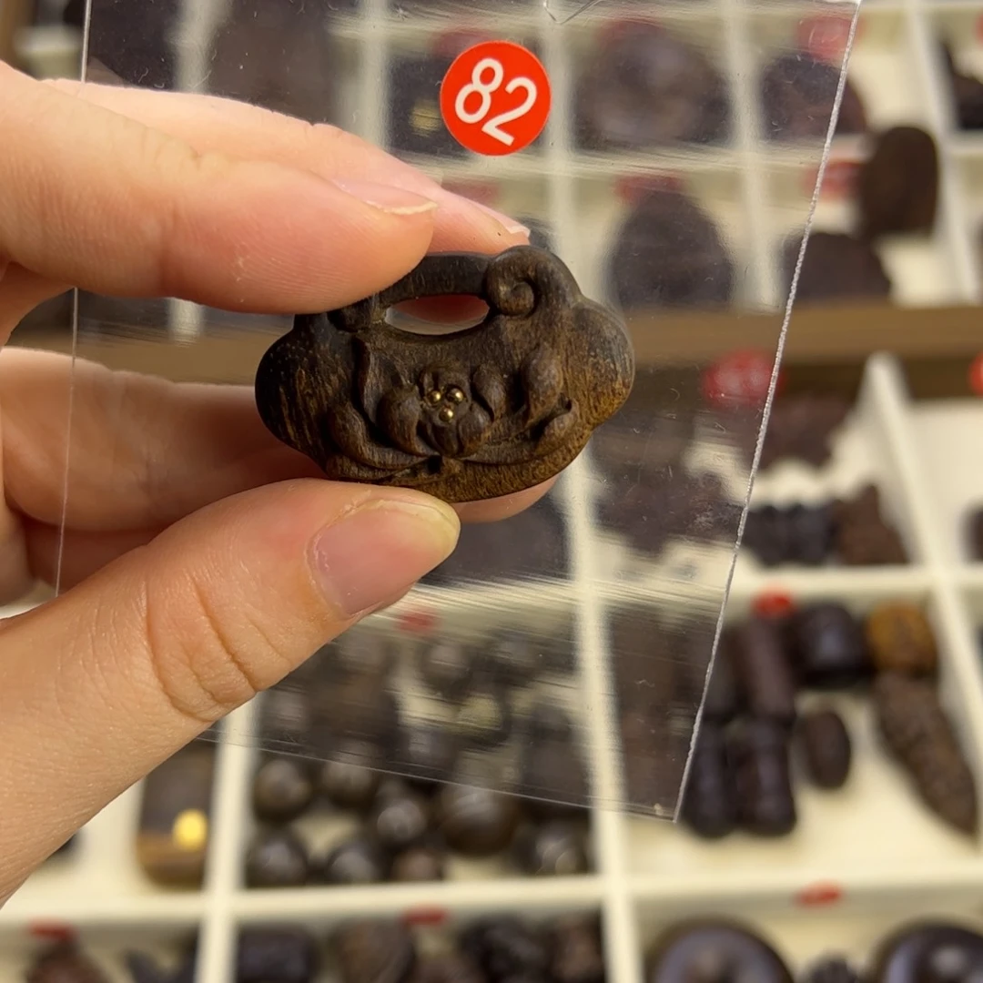 一****叔海南平安锁随行脖挂