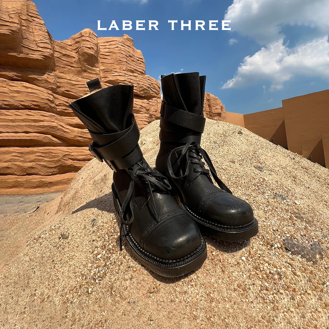 LABERTHREE 25秋季牛皮搭扣机车靴女复古擦色摩登都市中筒靴
