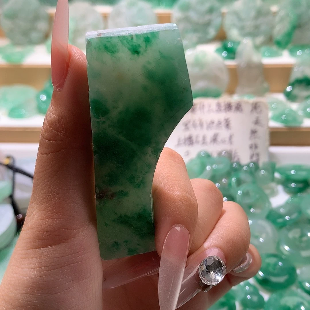 石英质玉未镶嵌珠宝半成品