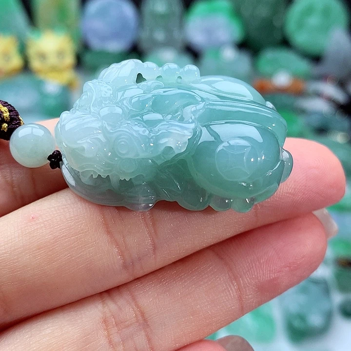 翡翠颈饰未镶嵌无*翡翠