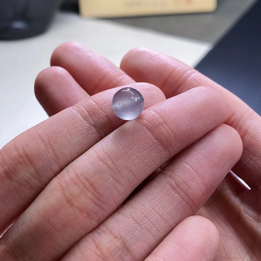 翡翠挂件未镶嵌黑冰